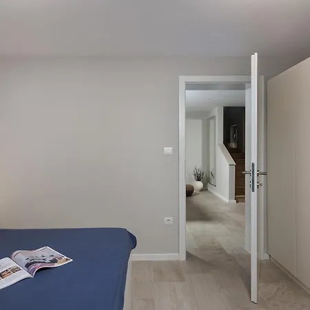 Pietra Cattunara Бртонигла