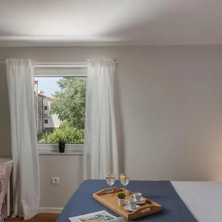 Pietra Cattunara Hébergement de vacances Brtonigla